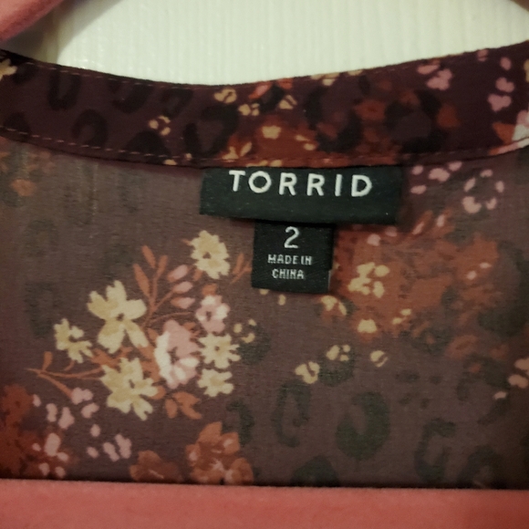 Beautiful floral tunic blouse - Picture 3 of 3